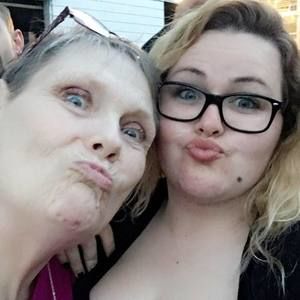 Meet your Posher, Alicia